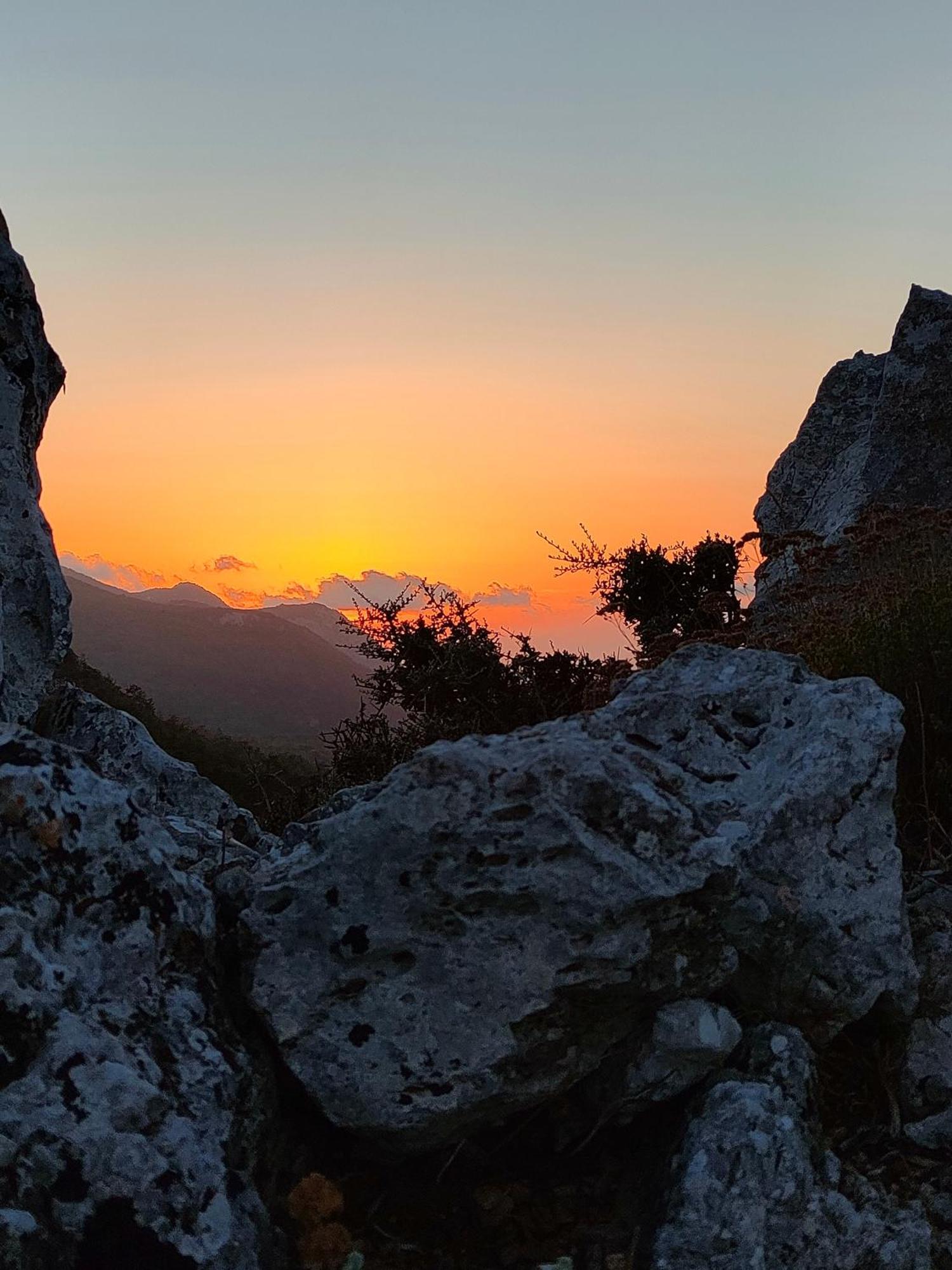 Vinsan Glamping & Wellness Centre Ξενοδοχείο Ελεούσα Εξωτερικό φωτογραφία