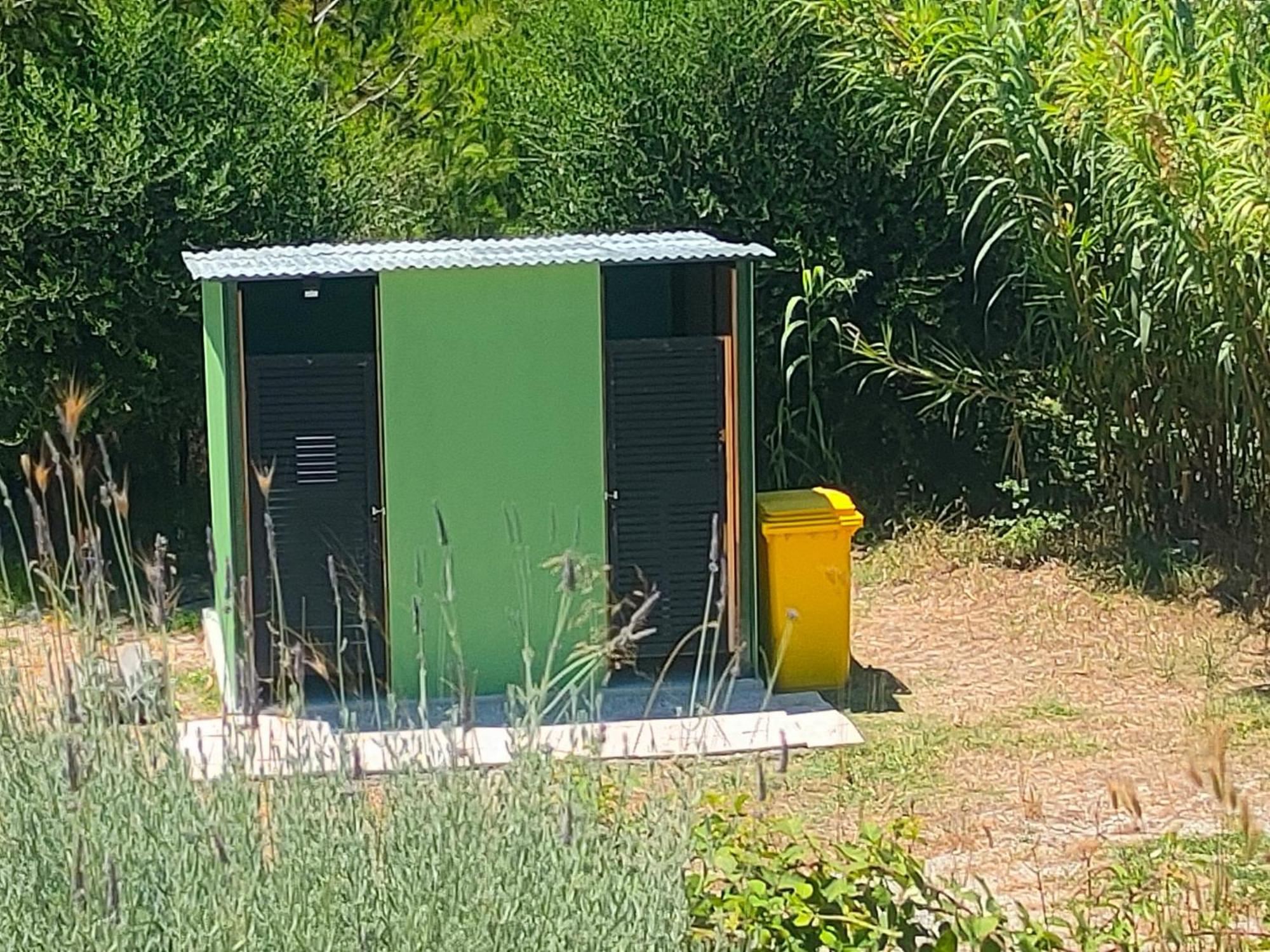 Vinsan Glamping & Wellness Centre Ξενοδοχείο Ελεούσα Εξωτερικό φωτογραφία
